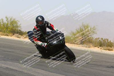 media/Mar-28-2022-Superbike Trackdays (Mon) [[b8603d0f67]]/Open Track Time/Turn 3 Inside/